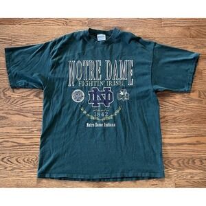 VINTAGE Notre Dame Fighting Irish Shirt Mens XL Green‎ Danaggers NCAA Logo 90s